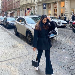 Meet your Posher, Veronica